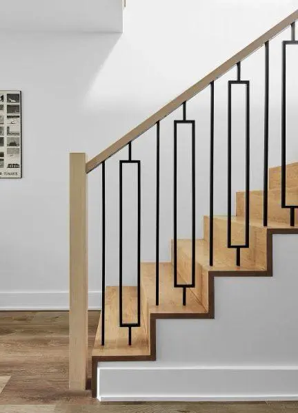 Modern Metal Railing by Metalligator Fabrication Solutions