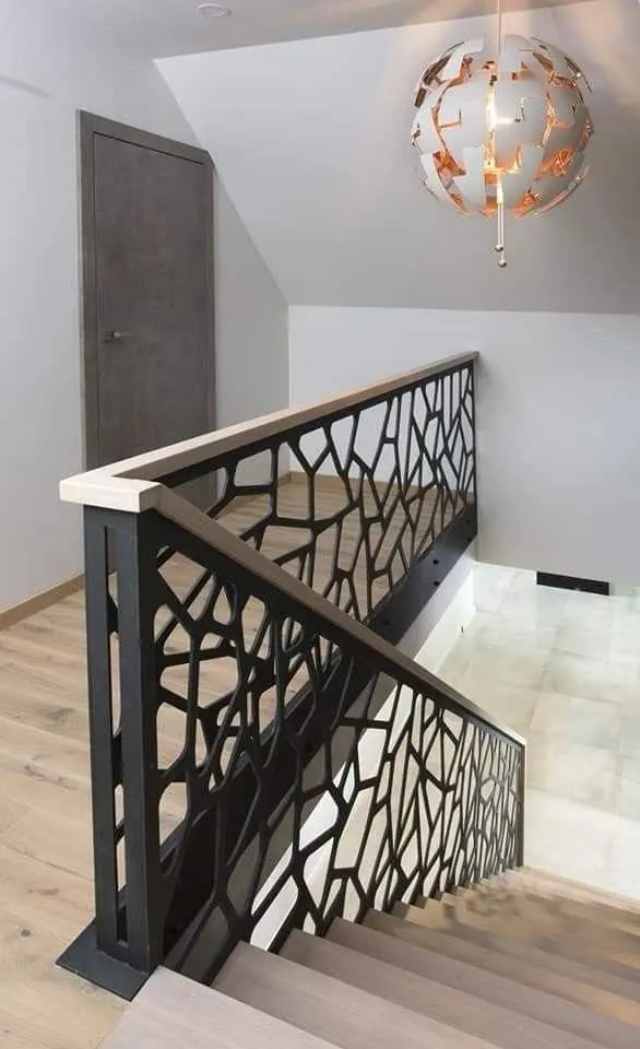 Modern Metal Railing by Metalligator Fabrication Solutions