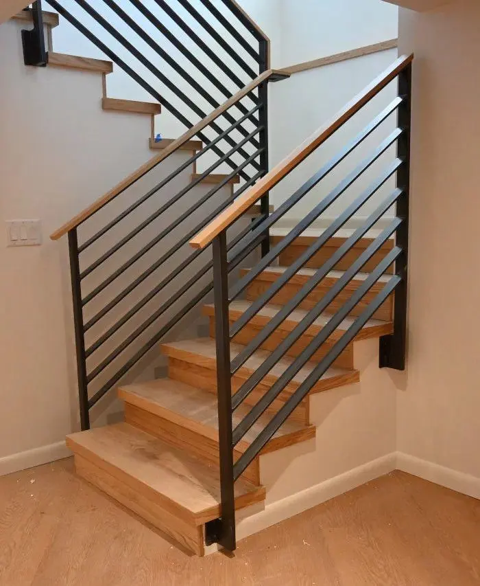 Modern Metal Railing by Metalligator Fabrication Solutions