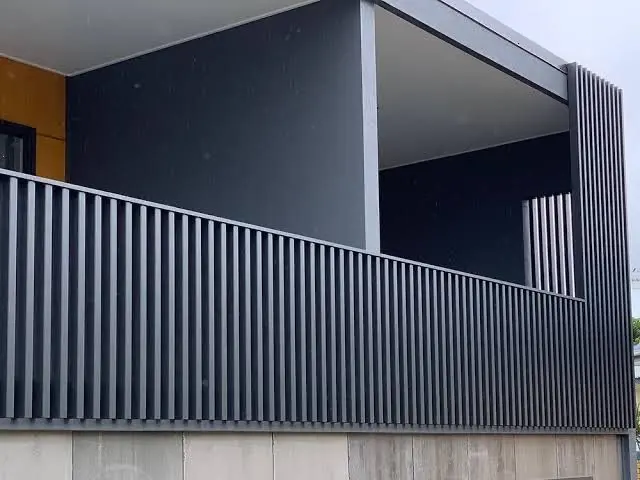 Modern Metal&Glass Balconies by Metalligator Fabrication Solutions