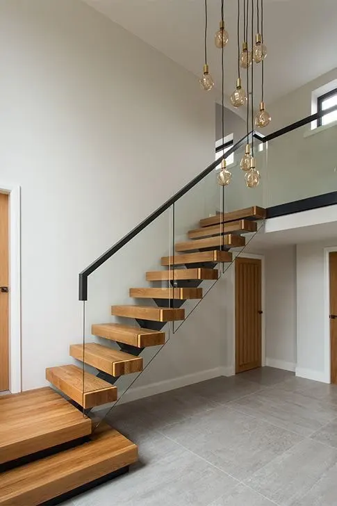 Modern Metal Railing by Metalligator Fabrication Solutions