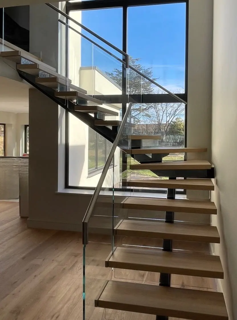 Modern Metal Railing by Metalligator Fabrication Solutions